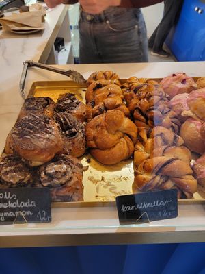 pastries at Eter Vegan Bakery in Warsaw