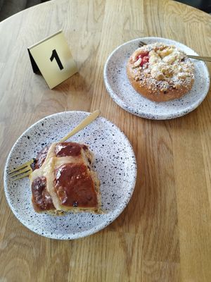 It tastes as good as it looks at Eter Vegan Bakery in Warsaw