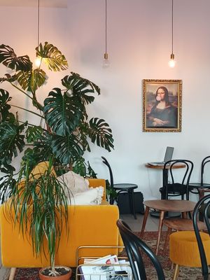 Cozy location at Eter Vegan Bakery in Warsaw