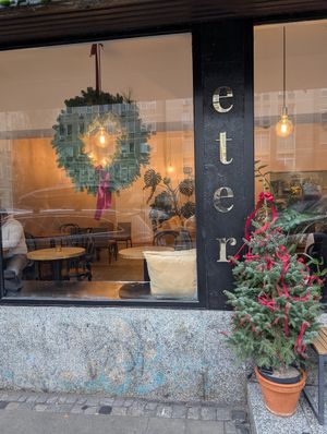 viwe from the street at Eter Vegan Bakery in Warsaw