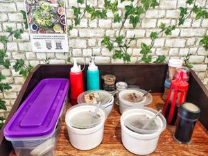 Chilli and sauce, self service, i refilled twice 😆 at Vege Station 素食小栈 - Jl Dedap in Johor Bahru