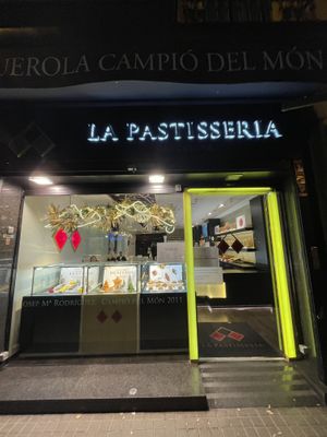 Entrance  at La Pastisseria in Barcelona