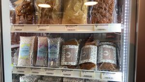 Wpl bij Vegish in de Ferdinand Bolstraat at Wheat Pray Love in Amsterdam