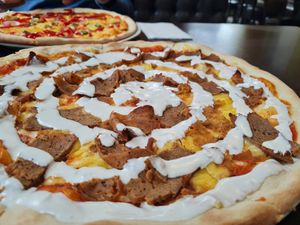 Kebab Pizza at Palmyra in Lund