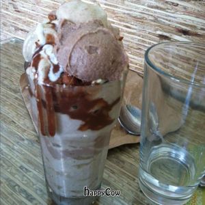 medium macs scotch madness.. huge and delicious! at Leaf Organics in Los Angeles