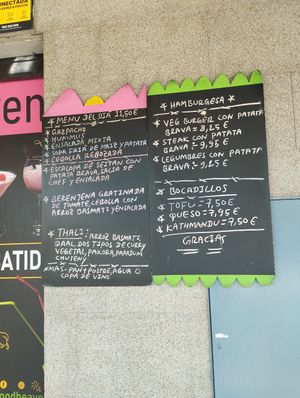 A part de les pissarres i ha una carta molt extensa. at Vegan Food Heaven in Barcelona