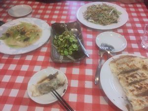 Different dishes to share at Takamiya Hanten in Fukuoka