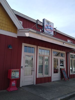 Outside of the building at Pie Slingers in Rock Spring