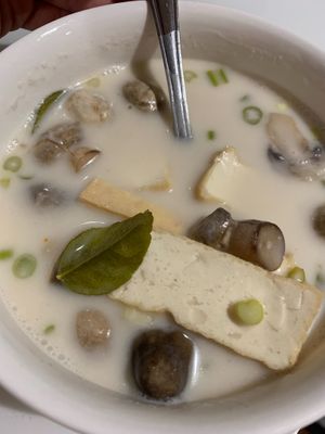 Tom kha at Taste of Thai in Hoffman Estates