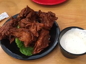 Seitan Buffalo Wings w/Bleu Cheeze at Cheezy Vegan in Woodlyn