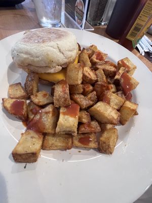 McReeky   at Cheezy Vegan in Woodlyn