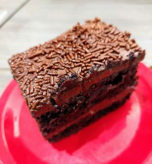 Chocolate cake at Cheezy Vegan in Woodlyn