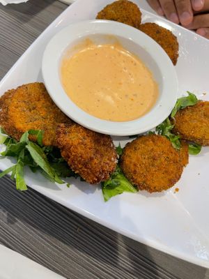 What’s The Dill Fried Pickles  at Cheezy Vegan in Woodlyn