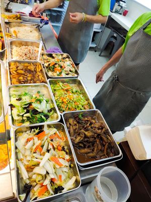 Variety at Original Taste Foods 老味道 in Central Singapore