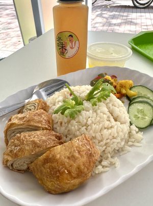 Vegetarian chicken rice   at Original Taste Foods 老味道 in Central Singapore