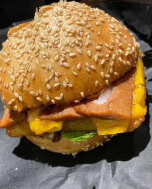 Rösti Sandwich   at UNMEAT in Zurich