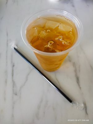 Green tea(only cold available) at VeHeart Cafe 素吃货 in West Singapore