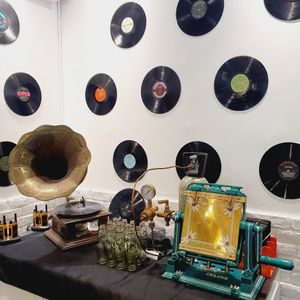 Layout of shop (corner of the shop) at YARANA  in Central Singapore