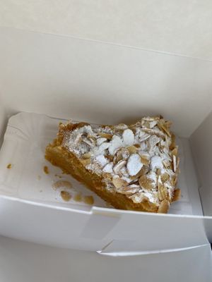 Vegan carrot cake  at Moka Roasters in Frankfurt