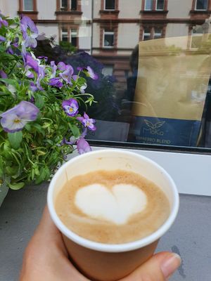 Cappuccino with oatmilk at Moka Roasters in Frankfurt