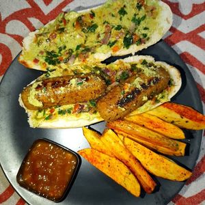 Choripan vegano at Kandy Soda Bar in Puyo