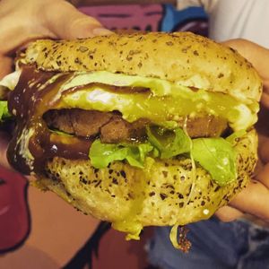 Hamburguesa de quinoa at Kandy Soda Bar in Puyo