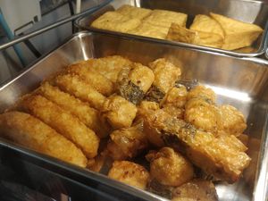 Potato wedges, tau kwa at Yi En Vegetarian 伊恩素食 in Central Singapore