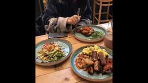 Big breakfast , hash potatoes and vegan egg and the lasagne  at The Vibe in Liverpool