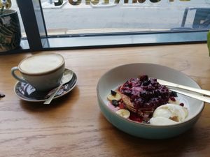 Pancakes 🥞 at The Vibe in Liverpool