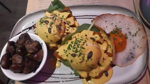 Veggs Royale with a "fried egg" and a side of mushrooms at The Vibe in Liverpool