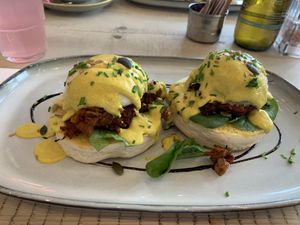 Veggs Benny was *chefs kiss*  at The Vibe in Liverpool