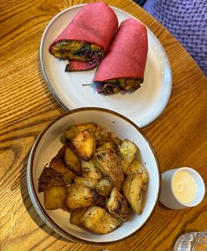 Potato chips and cauliflower wrap #Veganuary at The Vibe in Liverpool