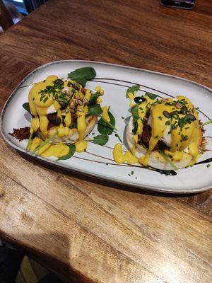Eggs benny at The Vibe in Liverpool