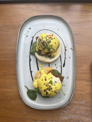 Veggs benny  at The Vibe in Liverpool