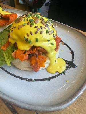 Veg benedict at The Vibe in Liverpool