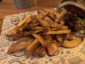 Side French fries   at La Nueva Burguesa in Mallorca