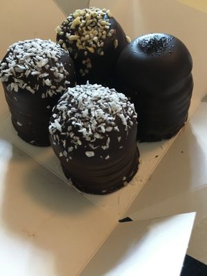 Coconut lakrids n caramel at Glean - Torvehallerne in Copenhagen