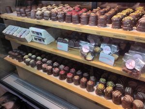 Loads of vegan floderboller! at Glean - Torvehallerne in Copenhagen