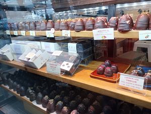 I want to eat everything...😲😋 at Glean - Torvehallerne in Copenhagen