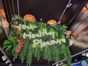 Yourhealthy pleasure at Hawaiian Poke Bowl - Centrum in Ghent