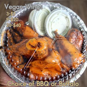 Wings at Love Amaro Pizzeria in Venice