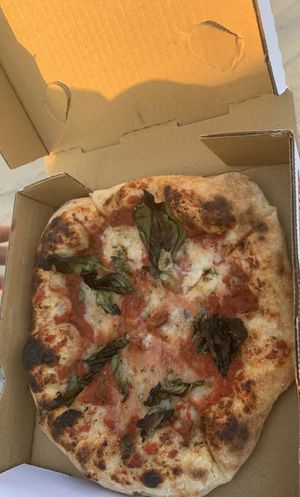 👍🏼👍🏼 at Love Amaro Pizzeria in Venice