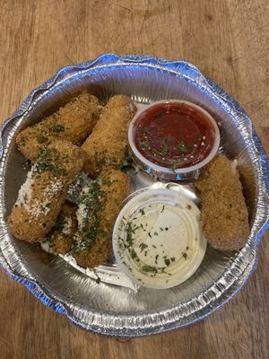 Mozzarella sticks with ranch and marinara. Perfectly crispy! Yum!!   at Love Amaro Pizzeria in Venice