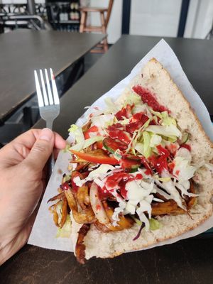 Pulled Peacock in flatbread at FedUp in Leipzig