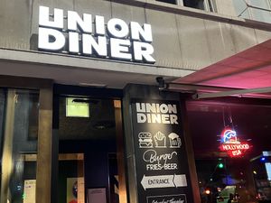 sign  at Union Diner - Steinenvorstadt in Basel