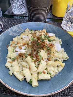 Älplermaggaronen at Enzian Vegan Food in Zurich