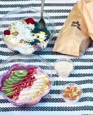 This is the real size of the bowl, they’re so big 
I mean with only one (it was enough for me and my wife). at Hello Verdemx in Cozumel