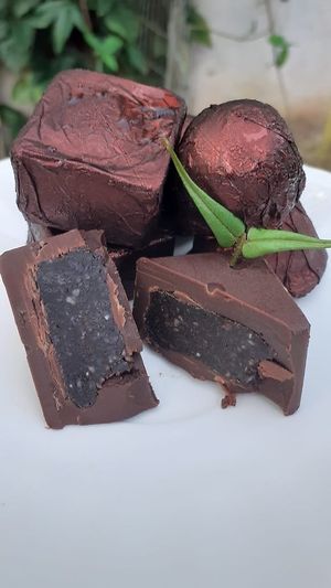 Trufa de avelã at Veganila in Paraty