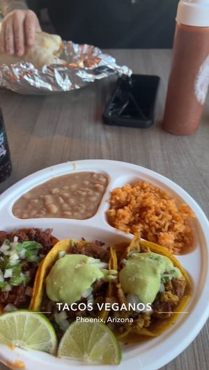 taco plate  at Tacos Veganos in Phoenix
