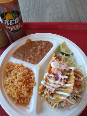 Tacos de papas, frijoles y arroz at Tacos Veganos in Phoenix